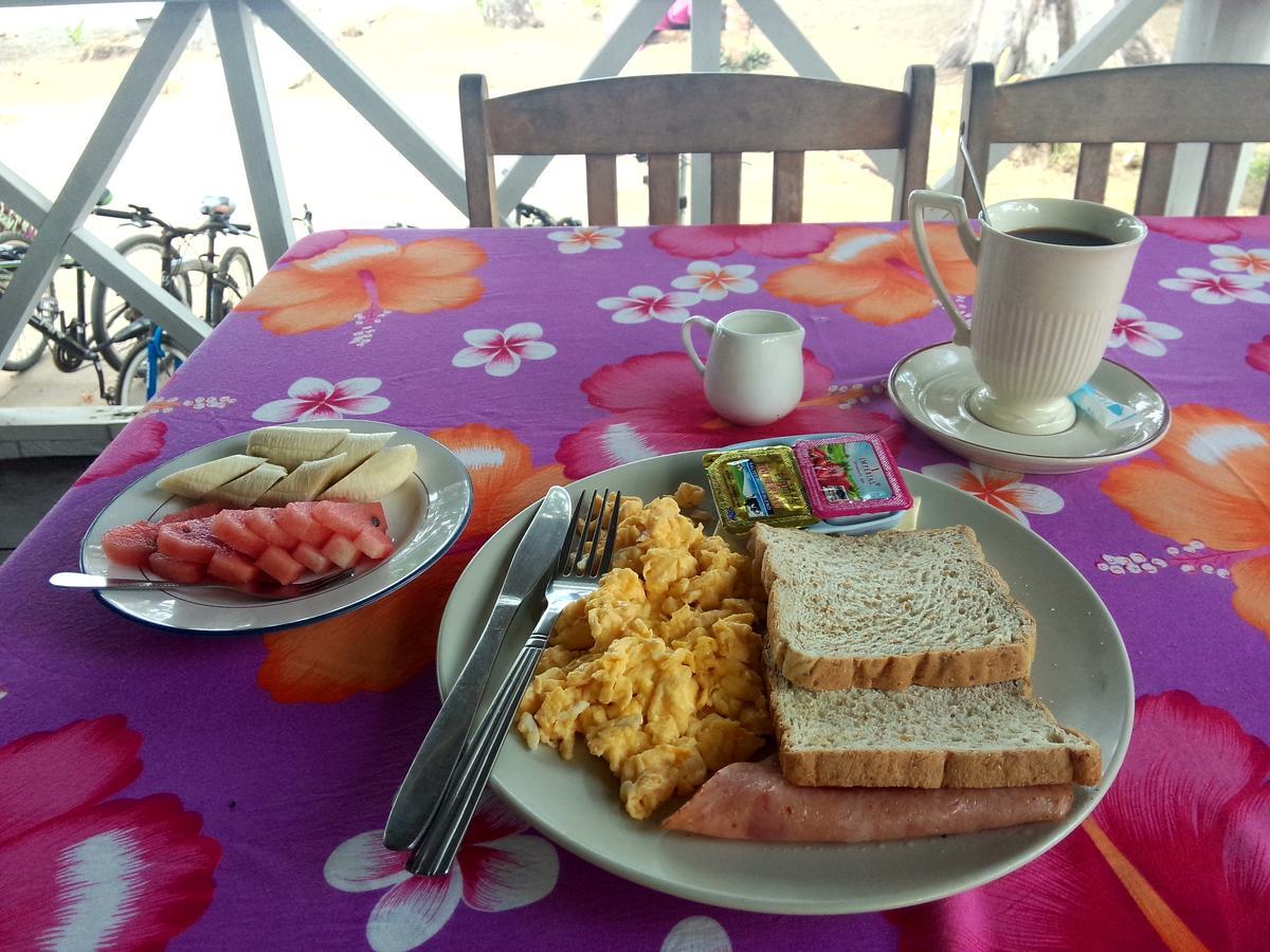 Sukorn Andaman Beach Resort Ko Sukon Exteriör bild